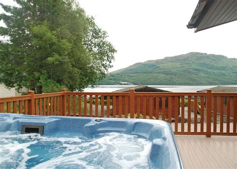 Scotlands Best Hot Tub Escapes Hot Tub Holidays Hoseasons
