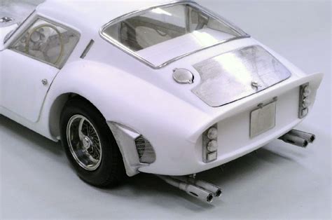 The basis for the sports car is traced to the early 20th century touring cars and roadsters, and the term 'sports car' would not be coined until after world war one. Ferrari 250 GTO 1962 - Model Factory Hiro | Car-model-kit.com