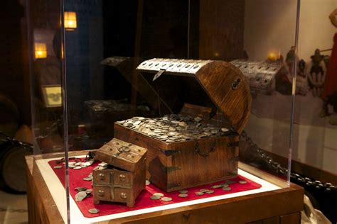 Worlds Only Real Pirate Treasure Dug Up And Coming To Galveston