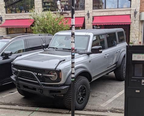4 Door Wildtrak With Graphics Decals Spotted In Chicago Bronco6g