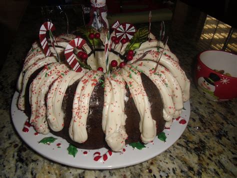 At christmas time garnish with holly. Weekday Chef: Christmas Chocolate Bundt Cake