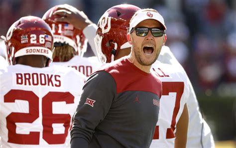 Usc To Hire Lincoln Riley As Head Coach Cbs Los Angeles