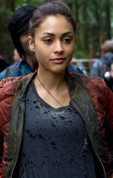 Images In 2018 Ch Raven Reyes The 100 Pinterest The 100 The