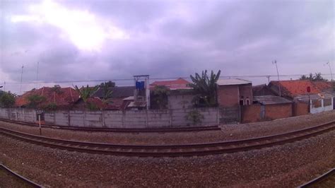 Stasiun tegal adalah stasiun utama yang melayani keberangkatan dan kedatangan kereta api di bagian barat wilayah provinsi jawa tengah. Train / Kereta Api Tegal Express Berhenti di Stasiun ...