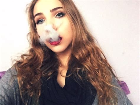 Stoner Babes On Tumblr