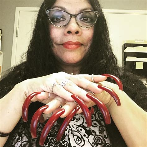 Doreen Galindo No Instagram Long Red Nails Curved Nails Sexy Nails