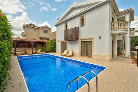 4 Bedroom House For Sale In Limassol Tourist Area Of Ayios Athanasios
