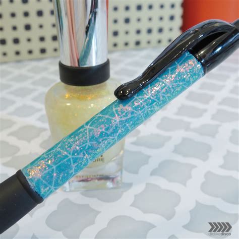 See more ideas about nail polish pens, nail polish, laqa & co. How to Decorate Pens with Washi Tape & Nail Polish | Pen ...