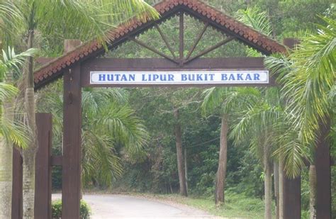 Its name literally means, at a foothill (kaki bukit) lies a dark cave (gua kelam). ::BIARLAH HATI MELUAHKAN ISINYA YANG TERSURAT & TERSIRAT ...