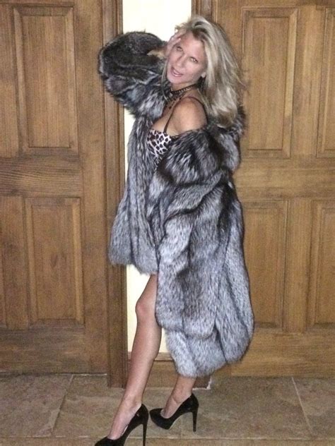 Pin Von Roxana Russo Auf Roxana Wonderful Fur World Pelz Mode
