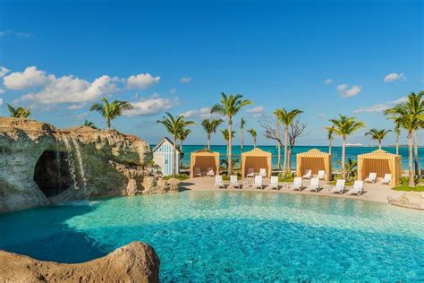Long Delayed Baha Mar Resort Is Finally Open But Atlantis Isnt Worried