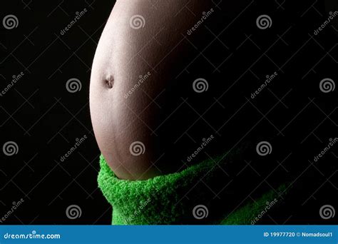 Naken Gravid Kvinna F R Mage Arkivfoto Bild Av Person Havandeskap