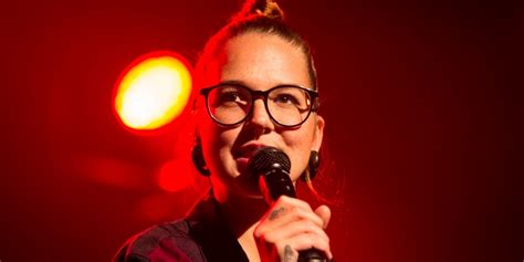 Der schlüssel zur lösung (fast) aller probleme. Stefanie Heinzmann denkt über ihre Zukunft nach