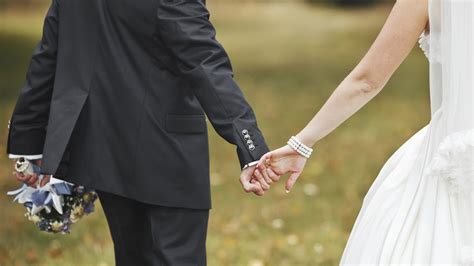 3 Tips To Make Your Marriage Stronger And Happier Than Ever