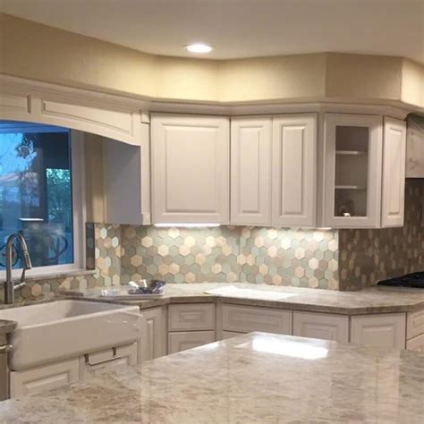 Usually ships within 6 to 10 days. Tips from the Trade: Should Your Backsplash Match Your ...
