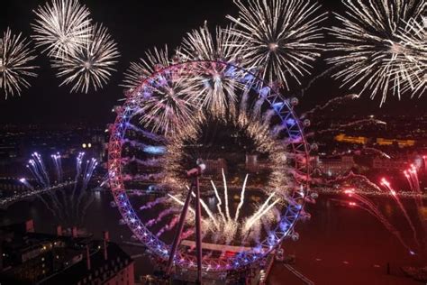 London New Years Eve Fireworks Where To Watch Nye Fireworks Live