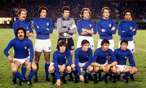 Fifa World Cup Argentina 1978 Italia In Piedi Hurrà Juventus Squadra Di Calcio Dino