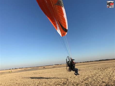 Paramotor Flyers Powered Paragliding Pictures - Paramotor Flyers ...