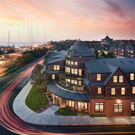 Luxury Resort Suite In Downtown Newport At Wyndham Long Wharf