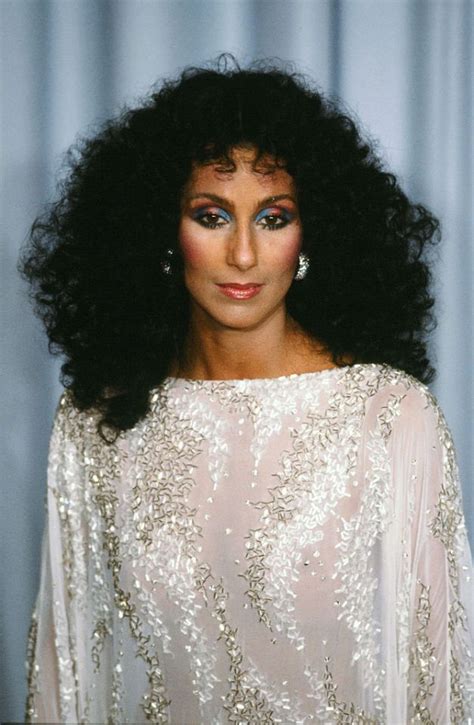 Cher Is 70 Here Are Her Most Iconic Beauty Looks Beauty Trends Beauty Icons 80s Fashion Trends