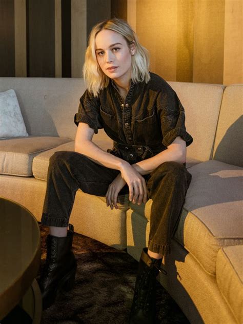 Ophelie On Twitter Brie Larson Sits Like She Has The Biggest Dick Energy