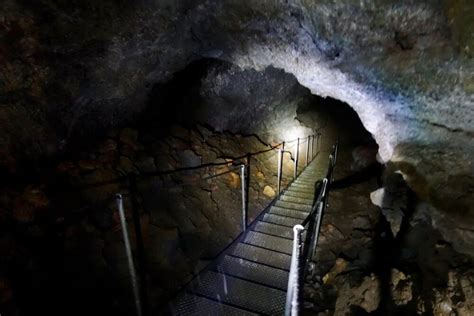 Descend Into Vatnshellir Cave An 8 000 Year Old Lava Tube In West