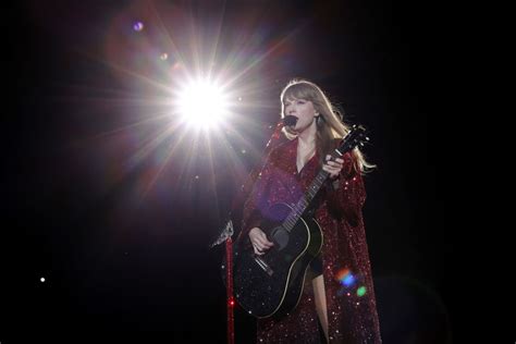 Taylor Swift Announces The Eras Tour Dates In Latin America And Fans Have