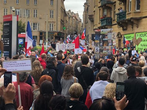 Metz Manifestations Anti Pass Sanitaire Le Ras Le Bol Des
