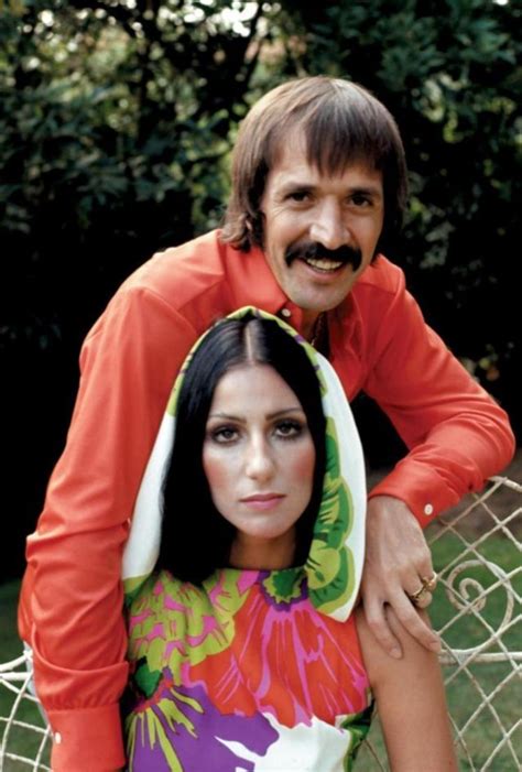 25 Wonderful Color Photographs Of Sonny Bono And Cher From Between The