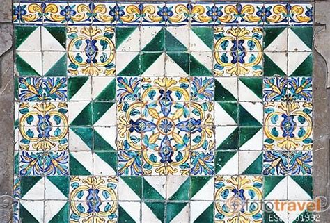 Once relegated to the bathroom, tiles have emerged to be an important design they're common in kitchen backsplashes, but new patterns, designs, and materials are making them. Foxy Tiles Design / Jugendstil Fliese art nouveau tile Tegel Bankel ? Blüten ... : Check out ...
