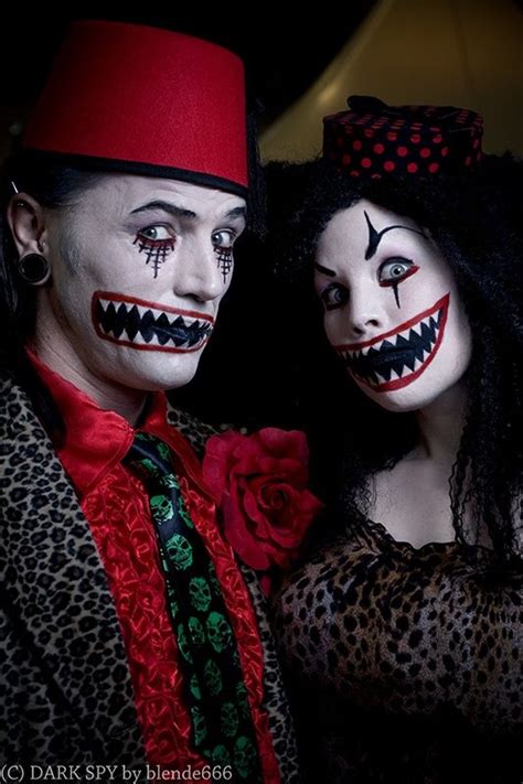 Pin By Ann Lewis On Costumes Scary Halloween Costumes Scary Couples