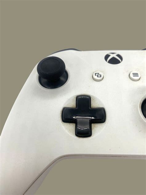 Microsoft 1708 Xbox One Controller White Wireless Untested
