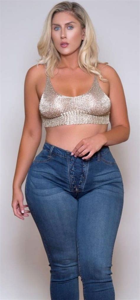 Sophie Eloise Sophie Eloise Hall Curvy Curves Y How To Wear