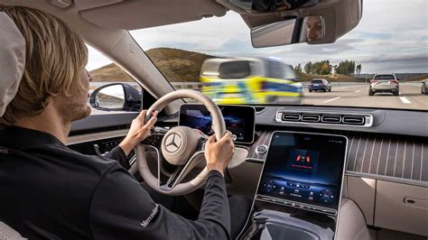 Mercedes Gets International Approval For Level 3 Autonomous Tech
