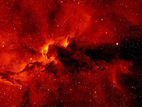 Red Nebula 2048x1543 Rwallpapers