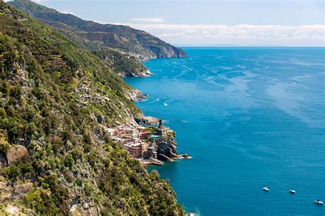 How To Visit Cinque Terre In One Day Jason Daniel Shaw