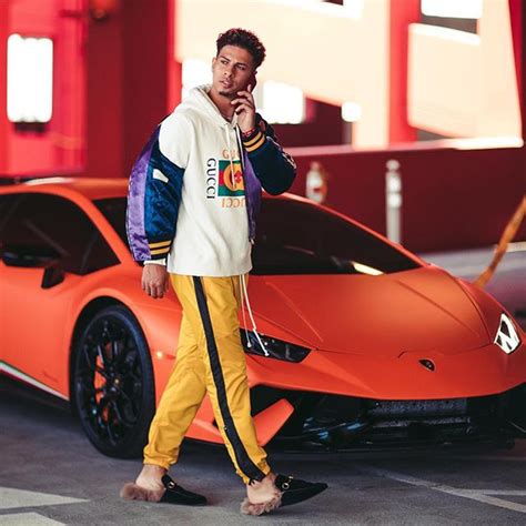 Mcbroom initially was a basketball player at his time at campbell hall school. Austin McBroom (Youtuber) Bio, Wiki, Age, Height, Weight, Wife, Baby, Family, Net Worth, Facts ...