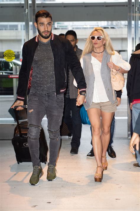 Britney Spears And Boyfriend Sam Asghari At Jfk Airport In Nyc May