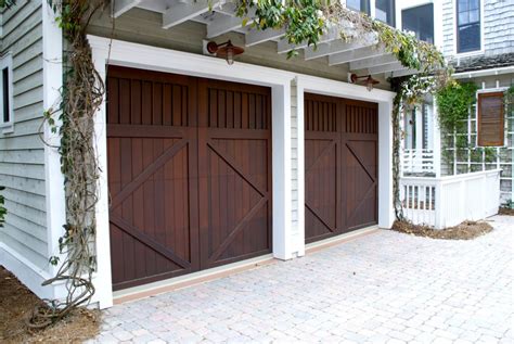 What To Consider When Choosing A Garage Door For Your Building