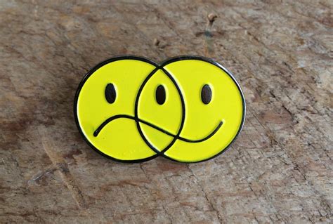 Antonyms are good and bad. Bruised Tongue Happy Sad Venn Diagram Pin - Victoire Boutique