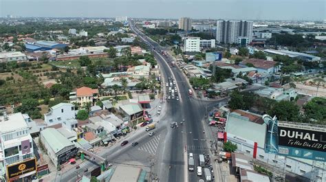 Cơ quan csđt công an thị xã tân uyên, tỉnh bình dương chiều nay (14/7) cho biết đã khởi tố vụ án, khởi tố bị can đinh văn hiệp để điều tra về hành vi chống người thi hành công vụ. Hai thành phố mới tại Bình Dương đã có bảng giá đất - ODT.vn