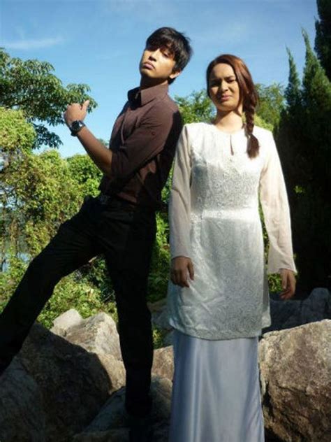 Izara aishah binti hisham (born 28 september 1992) is a malaysian actress and model. 5 Gambar Izara Aishah Dan Aiman Hakim Redza Yang Comel ...