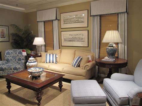 Find bedroom, living room, and dining room inspiration and more. Ethan Allen Interior Decorating Pictures - Traditional ...
