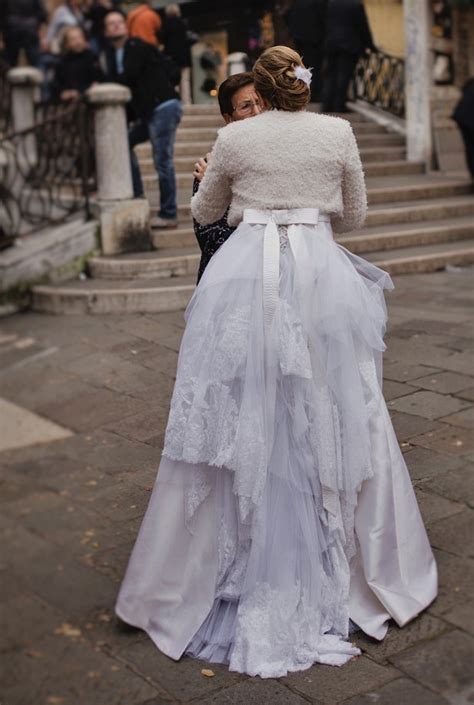 Schau dir unsere auswahl an brautkleider & zweiteiler an, um die tollsten einzigartigen oder spezialgefertigten, handgemachten stücke aus unseren shops zu finden. Brautkleid von Max Chaoul Couture, Paris - Brautkleid ...