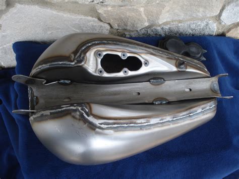 It sets the visual look for your whole bike. 4.5 GALLON REPLACEMENT FUEL GAS TANK EFI INJECTED ...