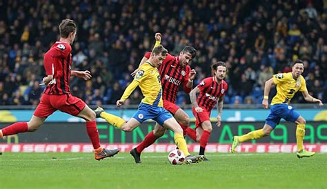 Wichtigste links die beiden erstplatzierten steigen direkt auf, der 3. 3. Liga: Tabelle, Spielplan, Paarungen und TV-Übertragung ...