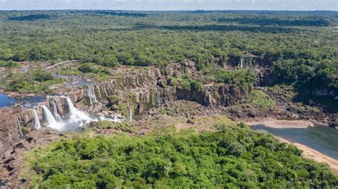 Las Cataratas Del Iguazú Un Patrimonio De La Humanidad Sin Agua Ni Turistas Video Cnn