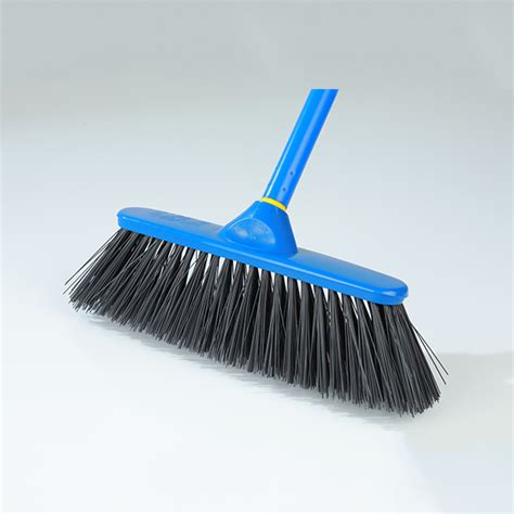 Dust Off Outdoor Push Broom Neptune