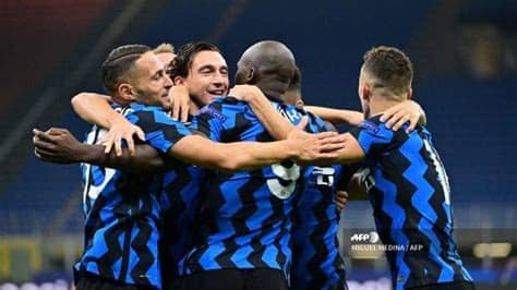 Adapun untuk streaming, pengguna harus berlangganan di vidio.com channel champions tv 1 dan champions tv 2. Jadwal Liga Champions, Live SCTV, Kabar Buruk Buat Inter ...