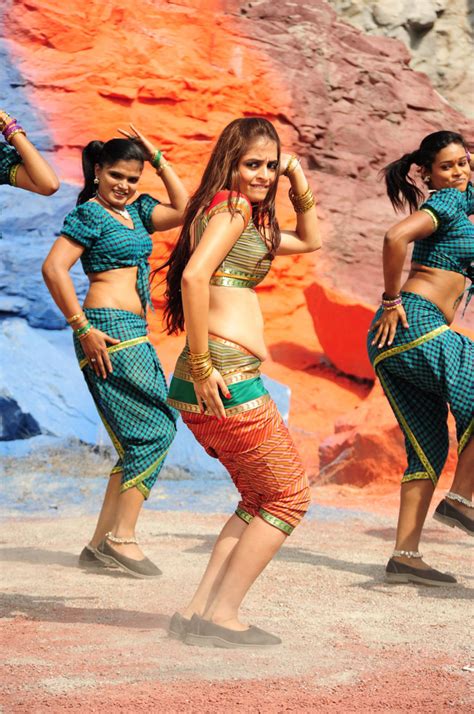 Miguel Acompanhante South India Actress Sheena Shahabadi Hot Dancing Stills